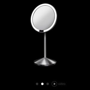Simplehuman sensor mirror mini 5" round